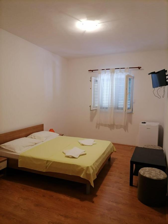 Apartmani Gajeta Biograd Na Moru Exteriör bild